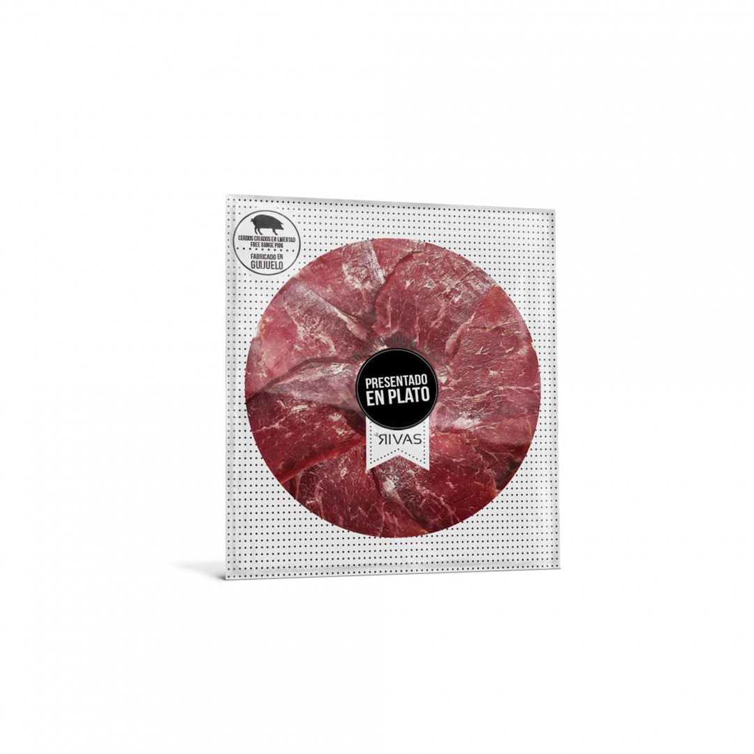 CECINA VACA PREMIUM IGP CORTE TRADICIONAL PRESENTADA EN PLATO